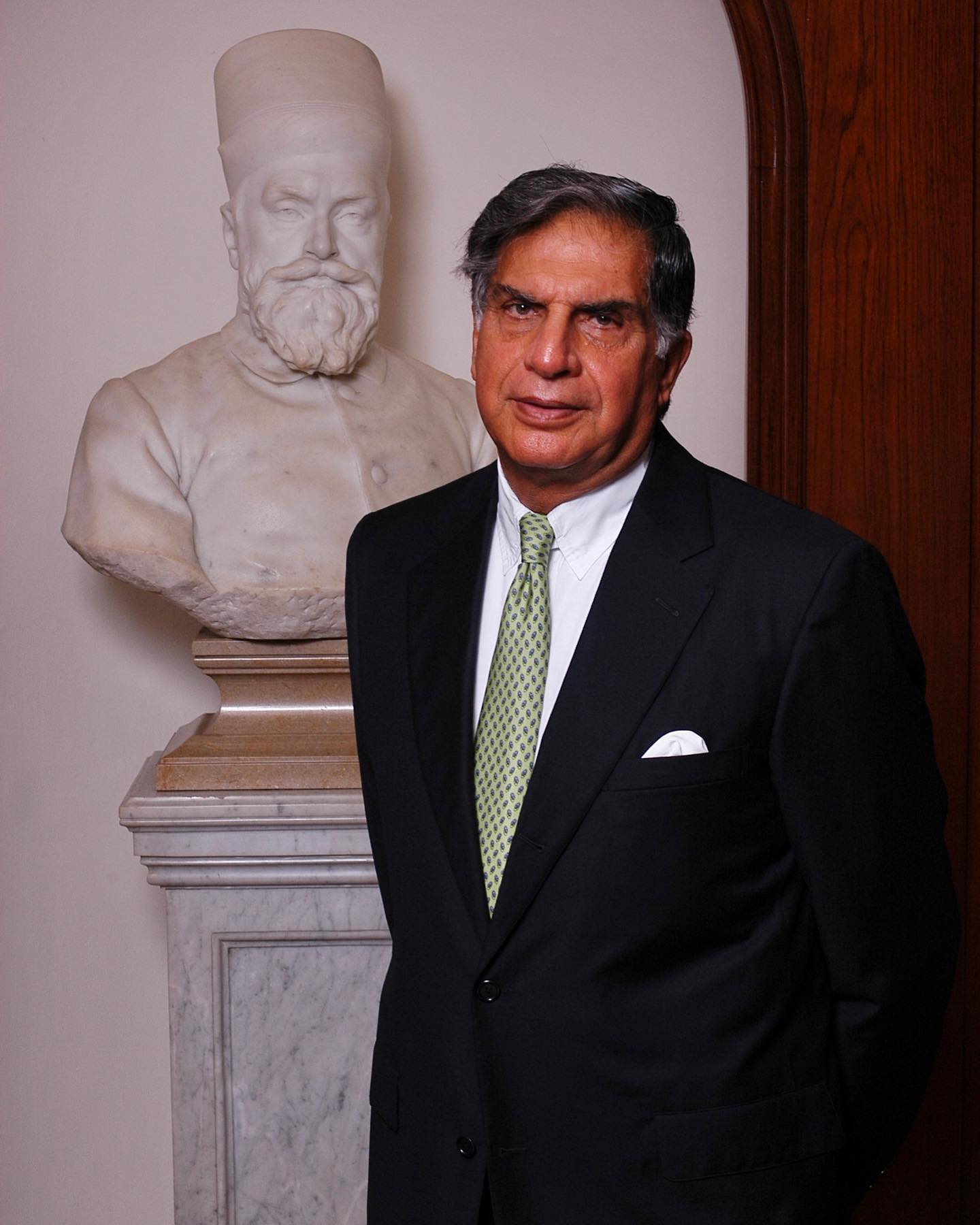 BIOGRAPHY ON RATAN TATA - Bharatlegends.com